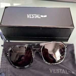 Vestal Sunglasses ~ Black Gray Tortoise Shell frame